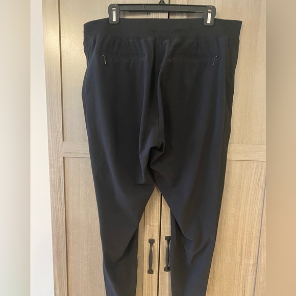 EUC Athleta Brooklyn Pants - Picture 2 of 5